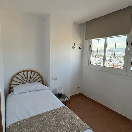 Beachline Penthouse - Sealine