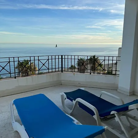 Beachline Penthouse - Sealine