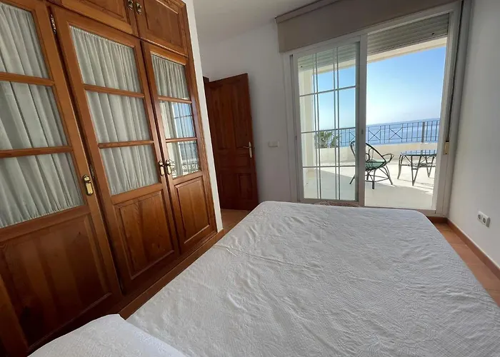 Beachline Penthouse - Sealine *