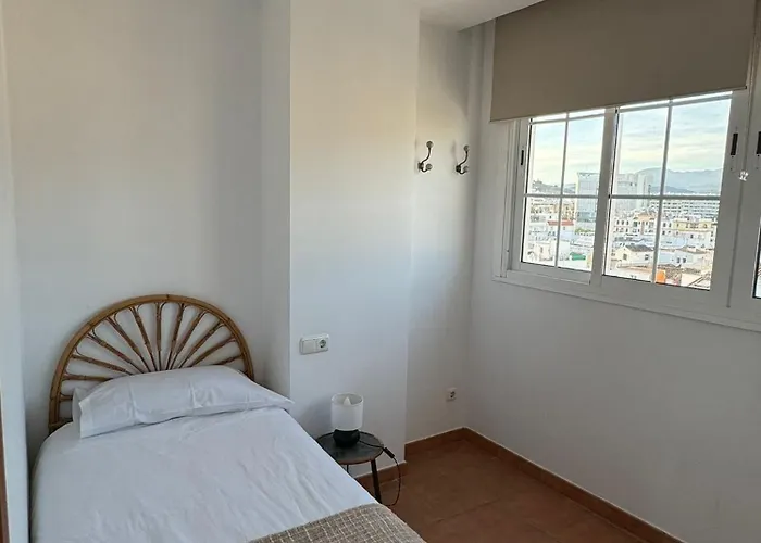 Beachline Penthouse - Sealine